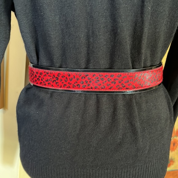 WHITHOUSE BLACKMARKET WHBM Size Small Belt Red/Black Cheetah Horsehair Leather - Picture 13 of 16